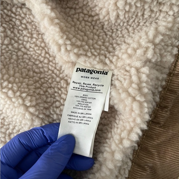 Patagonia Pile-LinedTrucker in a size large - Picture 6 of 10